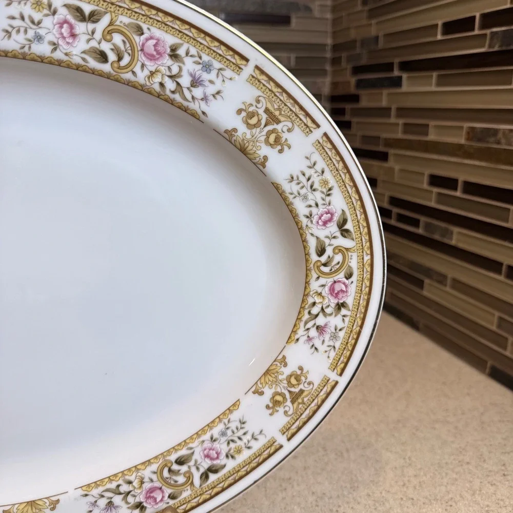 VTG Wallace Heritage Daphne Oval Serving Platter 14